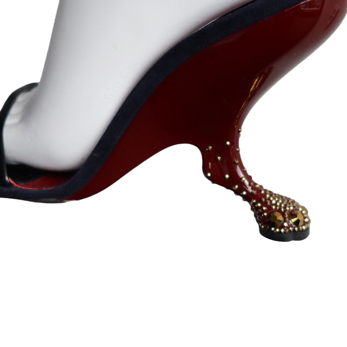 Louis Vuitton S/S 2011 Strappy Horse Leg Heels