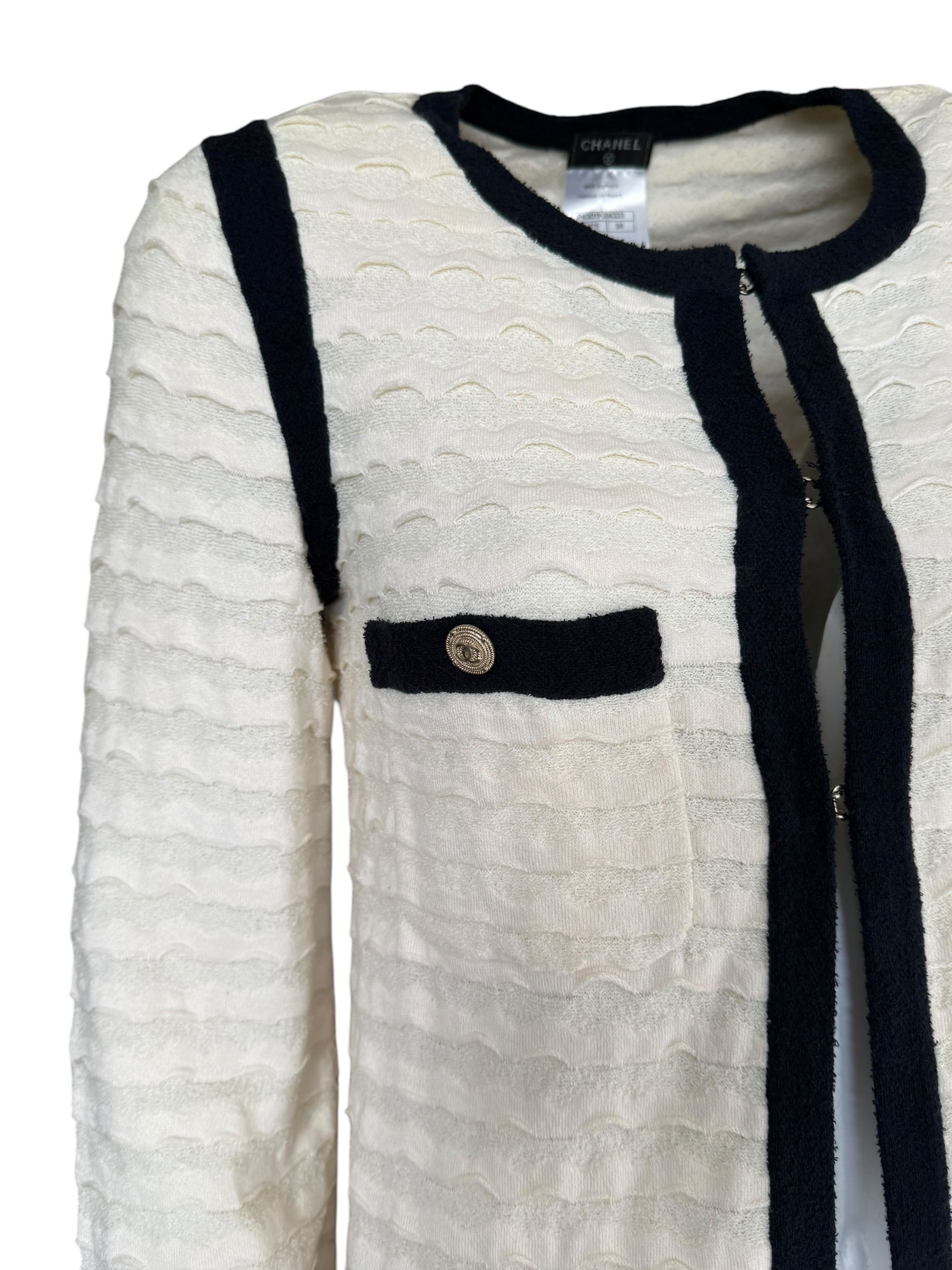 Chanel 12C White & Navy Jacquard Knit Set