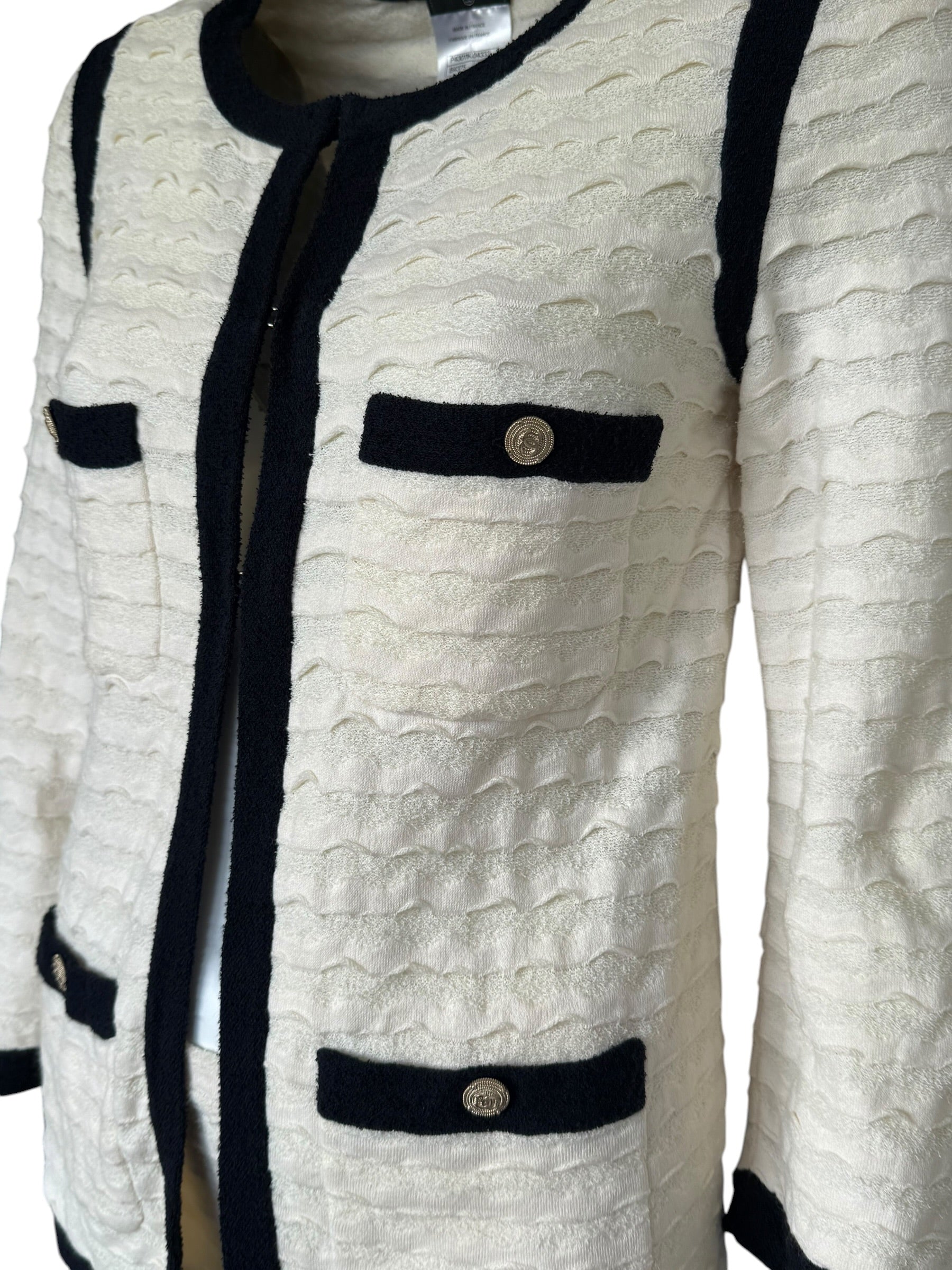Chanel 12C White & Navy Jacquard Knit Set